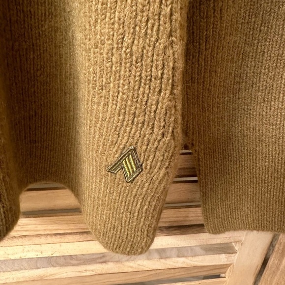 NWT ATTICO Khaki Grace Turtleneck Military Green Size L - Picture 5 of 8